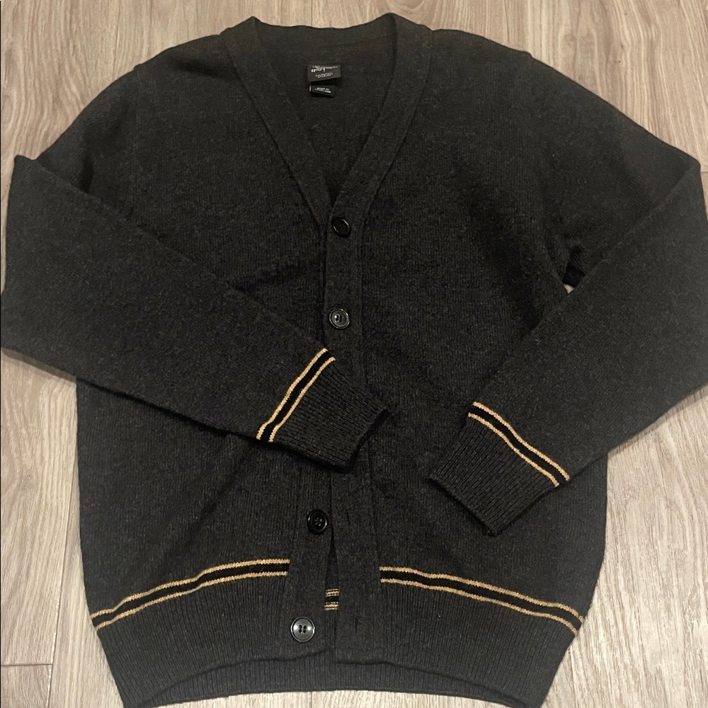 Cardigan Scottish wool sweater size Medium - Picture 4 of 6